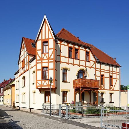 Ferienwohnung Morgensonne Am Kurpark Bad Berka - Parkplatz - Spielplatz - Wlan - 2 Schlafzimmer Oda fotoğraf